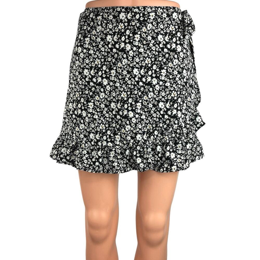 L.A. Hearts Black White Daisy Floral High Waist Ruffle Mini Skirt Size M